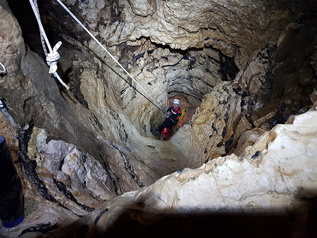 غار اوفرو - 13970124 - 7