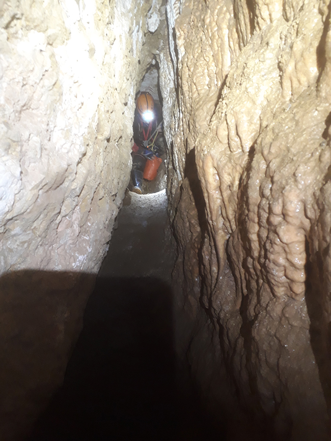 پیمایش غارهای تاپو 2 و تانا - 13970212 - 24