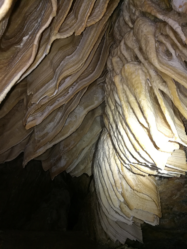 غار بورنیک - 13970131 - 2
