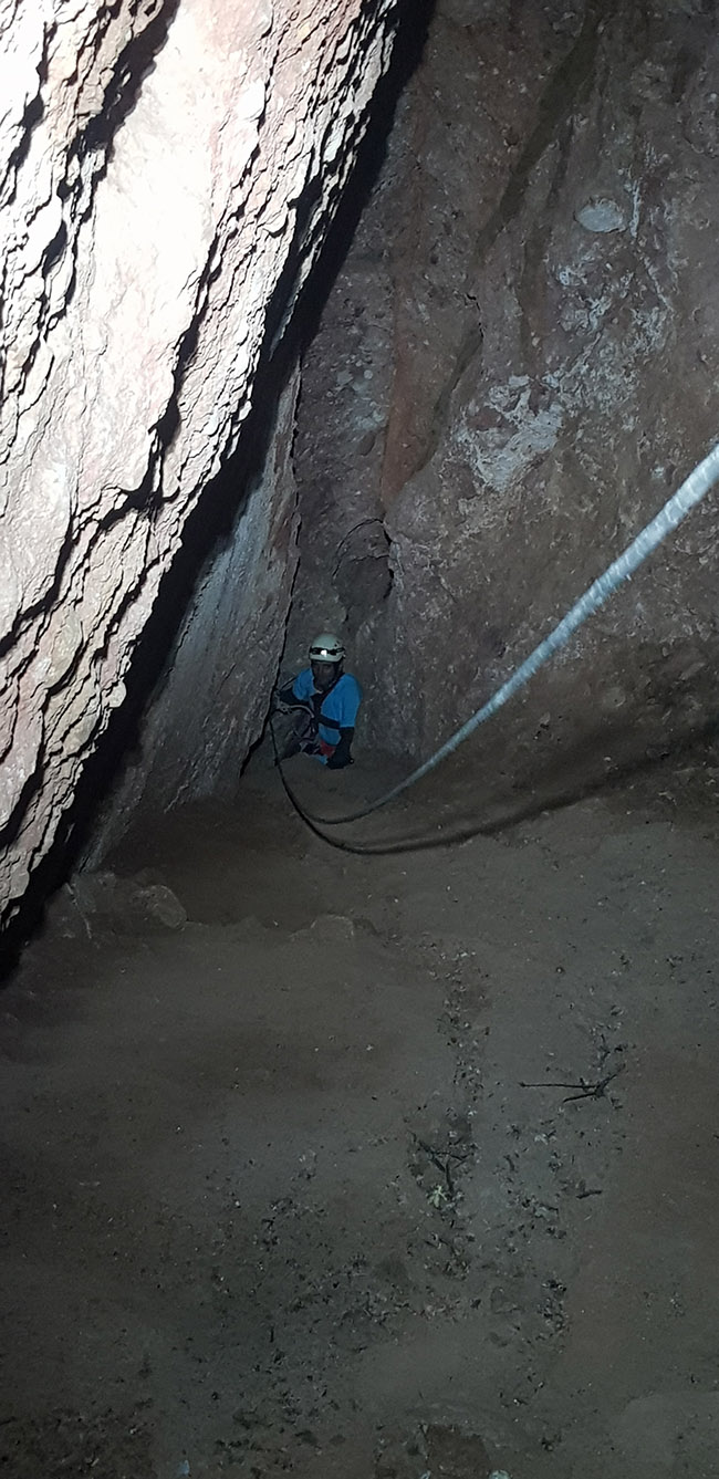 غار سرگردن - 14010126 - 4