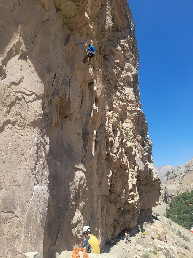 برنامه سنگنوردی - 14010521 -  3