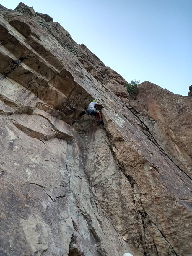 برنامه سنگنوردی  - 140106185 -  6