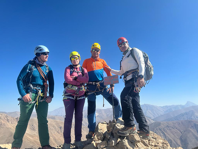 قله هزاربند - 14010611 -  2