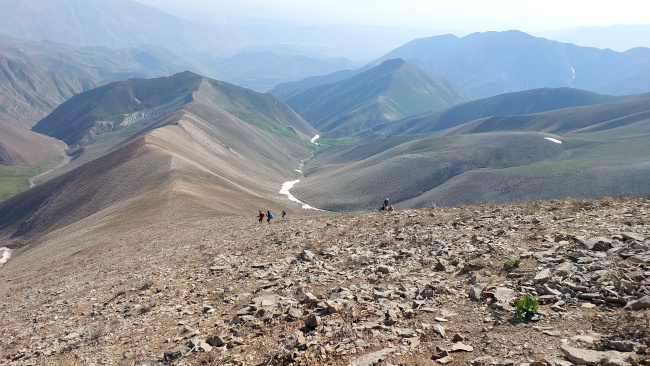 صعود پرسون به سرسیاه غارها 14020215 2