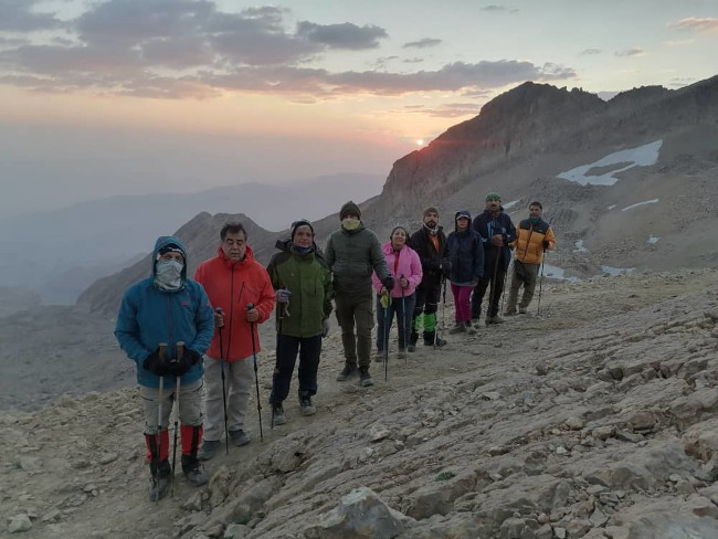 خط الراس مرکزی دنا 14020615 2