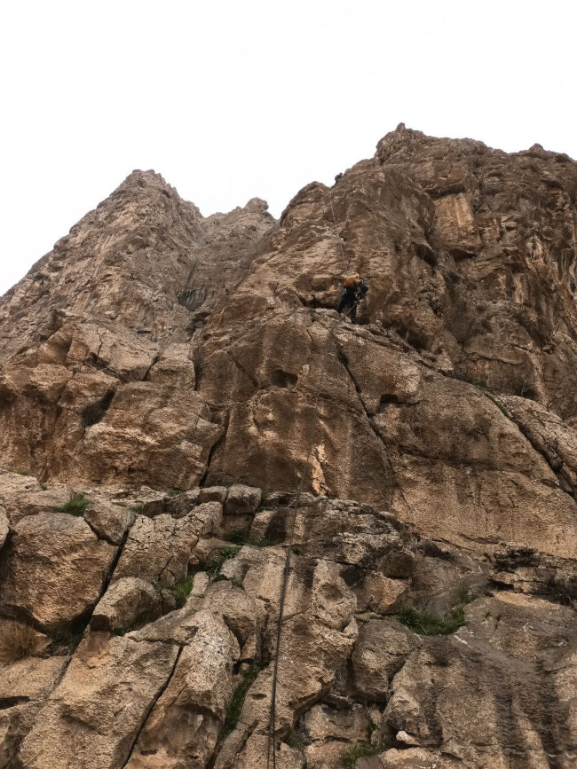 دیواره بیستون 14030103 4