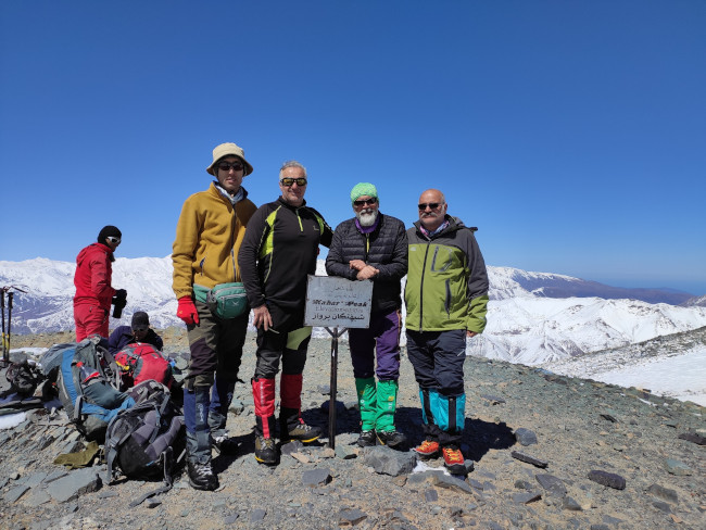 قله ی کهار  14030110 1