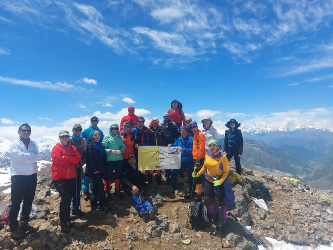 قله دونا 14030221 4