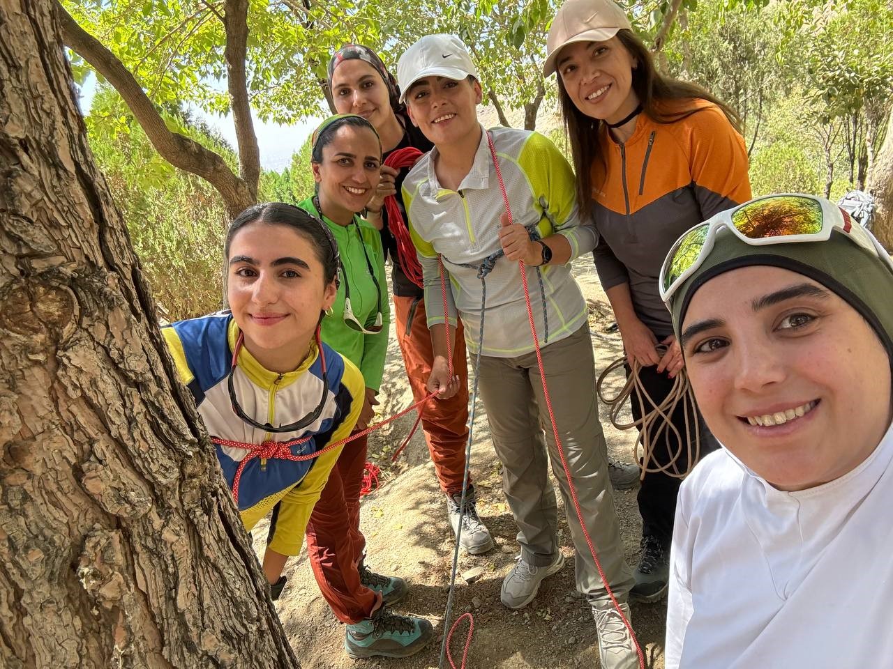 گزارش برنامه ی دوره کوهپیمایی بانوان 14030614 3