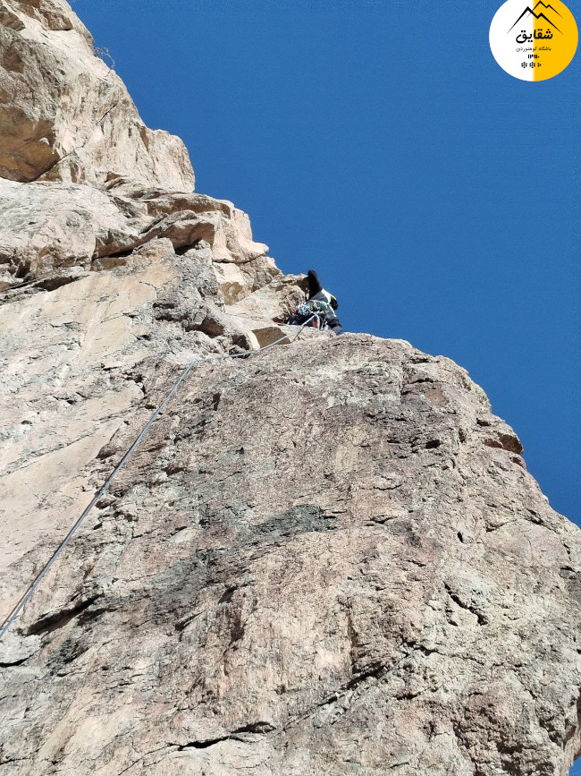 مسیر عقاب طلایی – دیواره ضلع شرقی شاه دژ - 14030817 12
