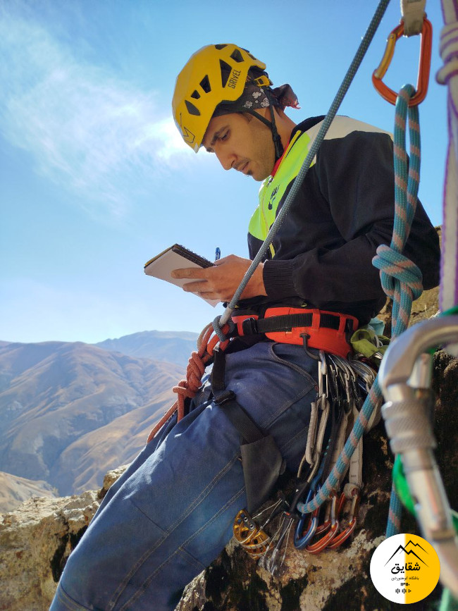 مسیر عقاب طلایی – دیواره ضلع شرقی شاه دژ - 14030817 13