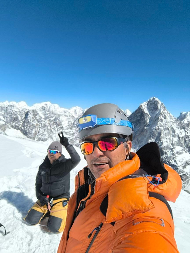 قله لوبوچه و بیس کمپ اورست 14040501 6