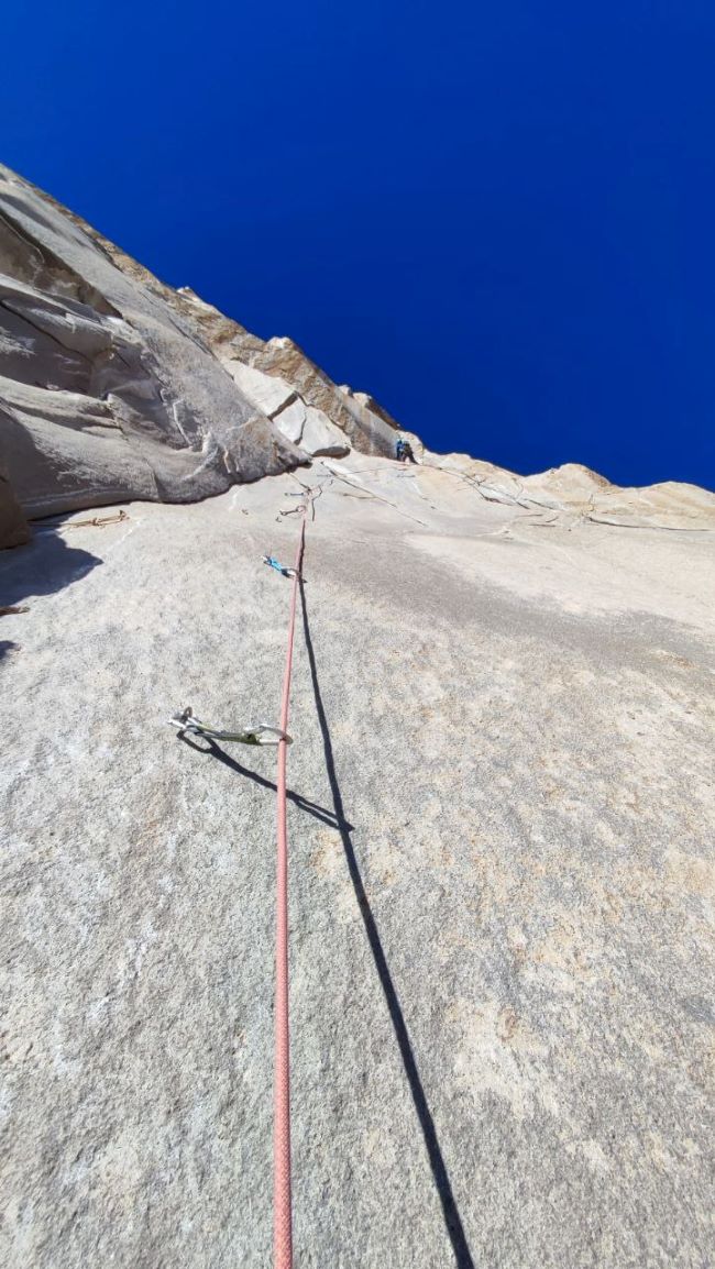 برنامه صعود به علمکوه از دیواره _مسیر همدانیها  14040608 5